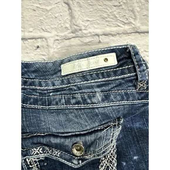 Women's Pre-Owned‎ Ariya Jean Shorts Size 13/14 Flap Pockets Embroideries - Picture 7 of 12